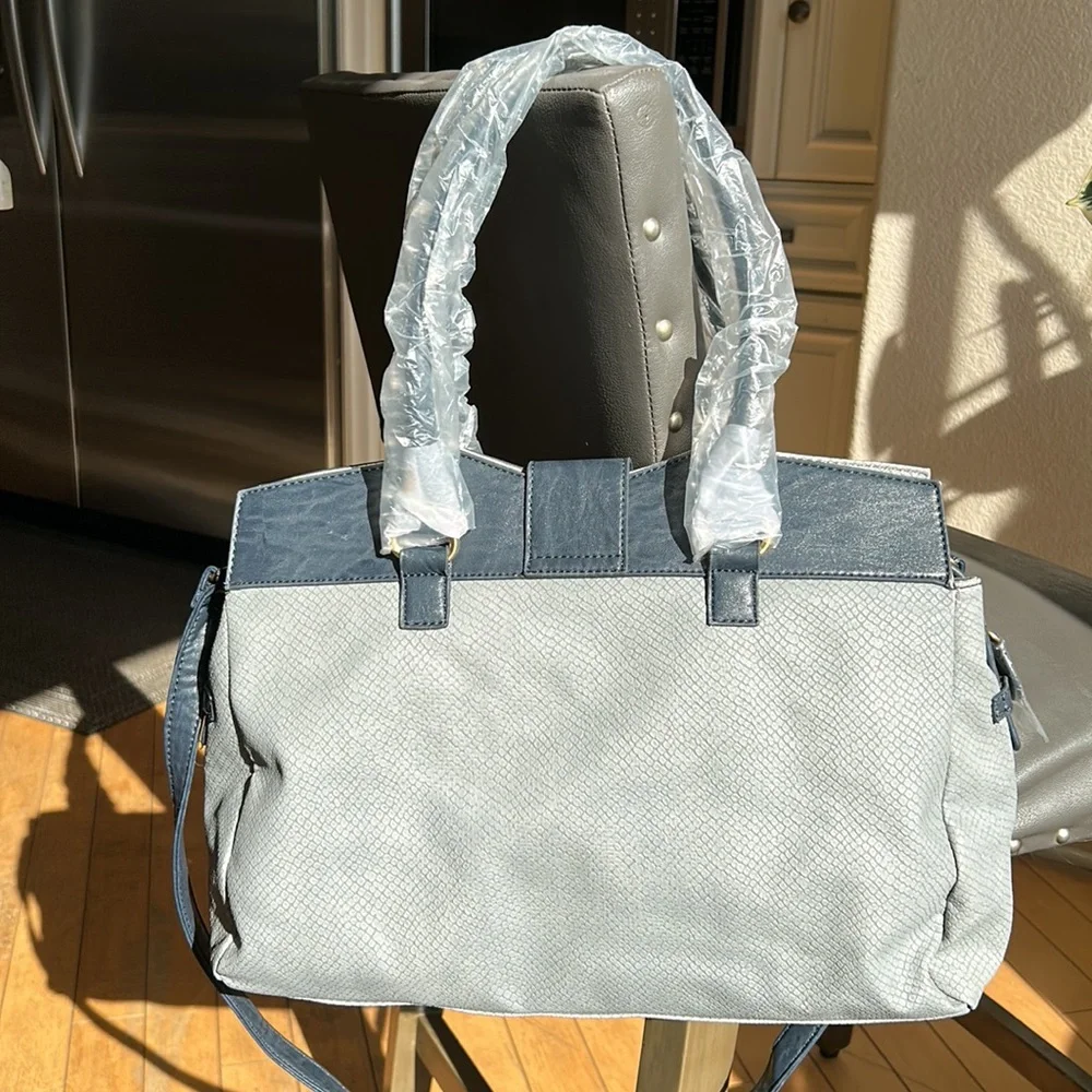 R+J Karalyn Grey Snakeskin Embossed Satchel Handbag‎ Navy Trim NWT HK-217-KAR